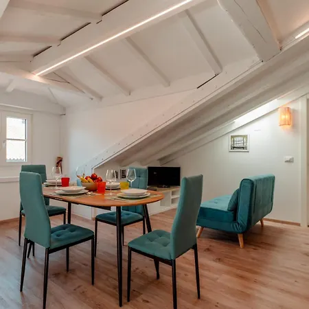 Borgo Teresiano Machiavelli 22 Centro Apartment Triest